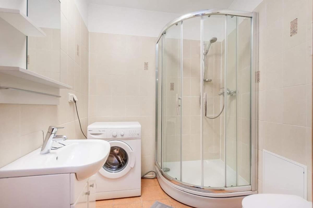 Cosy In Old Town By Urban Rent * Wilna