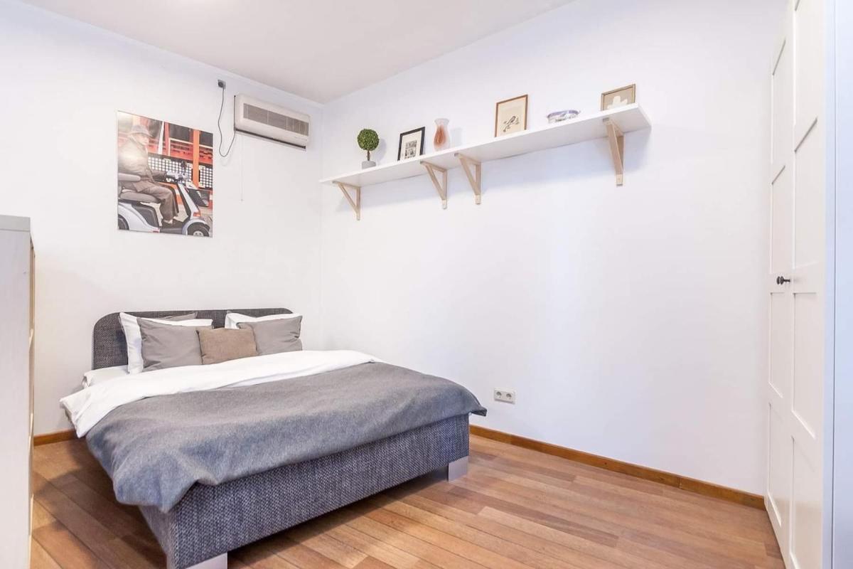 Cosy In Old Town By Urban Rent Apartment *